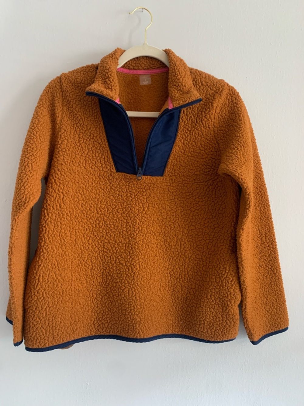 ST. JOHNS BAY Tan Sherpa Pullover with Navy Trim